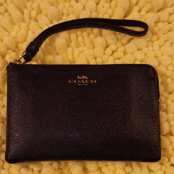 Coach Handbags - Coach Black Wristlet Wallet